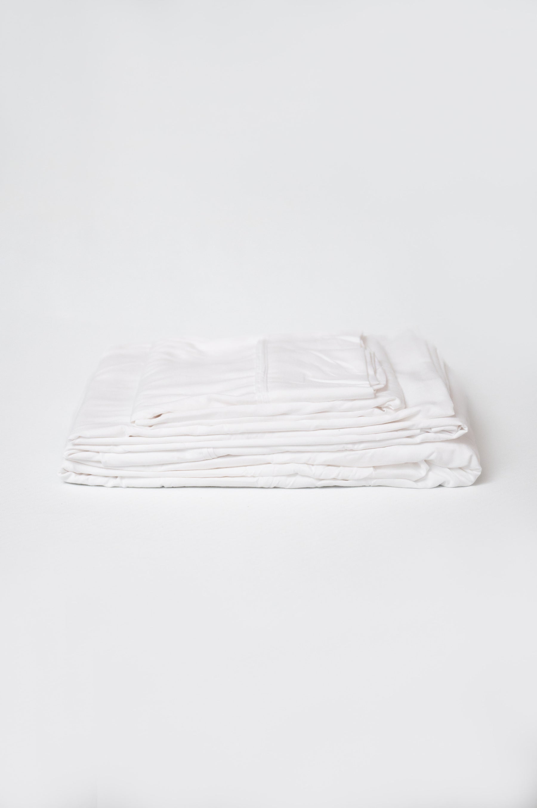 Omne Sleep 4-Piece White Bamboo Queen Hypoallergenic Sheet Set